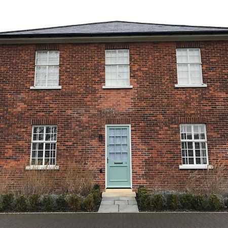 Villa The Officers' Mess - The Garden Quarter Bicester Exterior foto